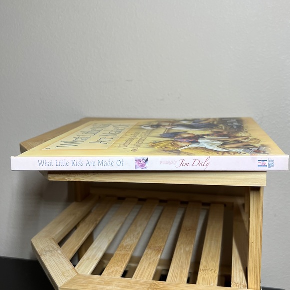 Hardcover “What Little Kids Are Made Of..” Jim Daly Bible Verses EUC - Picture 5 of 13